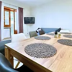 Adelaide's House דירה *