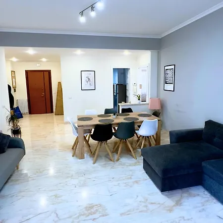 Adelaide's House 아파트 로마
